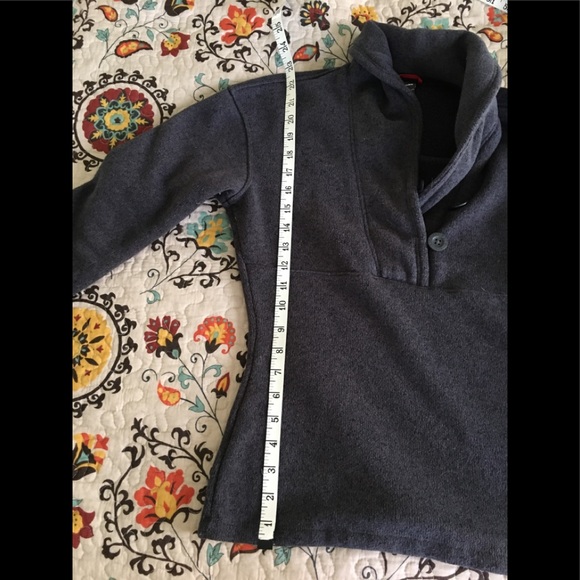 North face Top - Picture 8 of 9